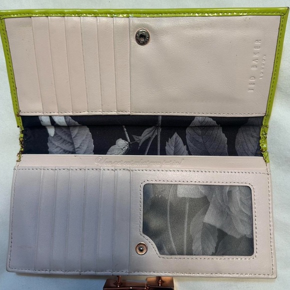 Ted Baker Chartreuse Clutch with Gold Clasp - Picture 7 of 8